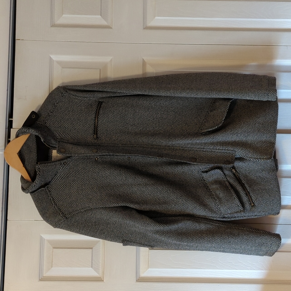 GENERRA Men’s Black/White Herringbone Knit Jacket/ Short Coat